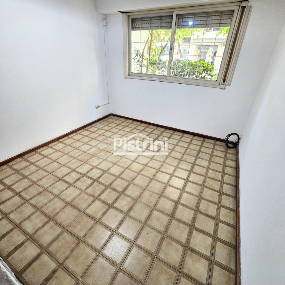 Balcarce 1438
