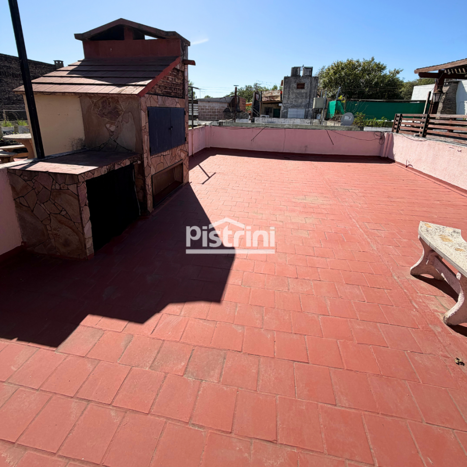 ESTEBAN DE LUCA 1322