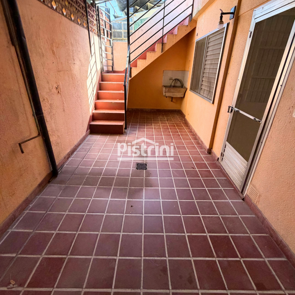 ESTEBAN DE LUCA 1322